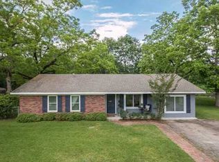 420 Hall St, Wiggins, MS 39577