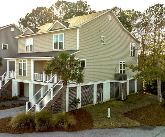 side view of townhome