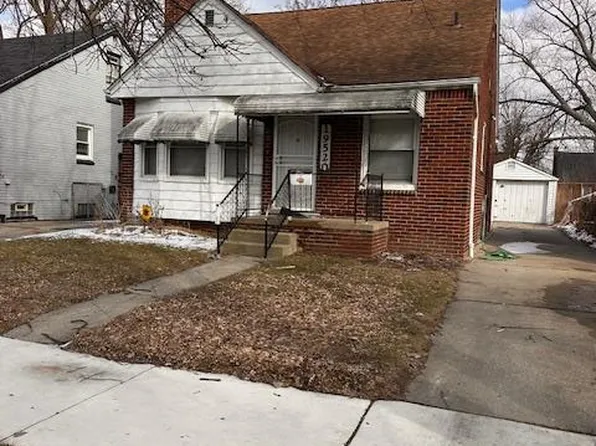 19520 Strasburg St, Detroit, MI 48205