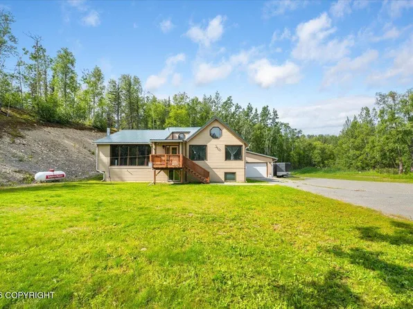 7400 N McCarrey St, Palmer, AK 99645