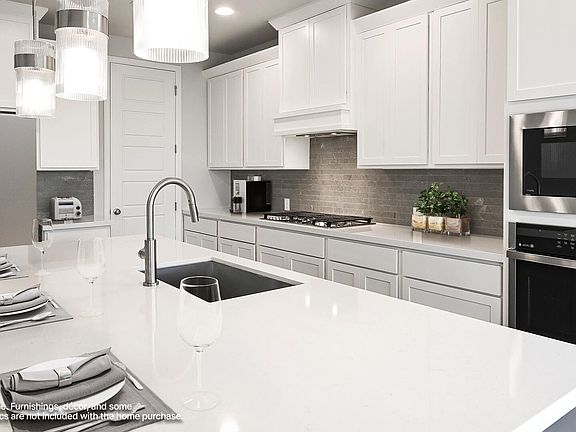 5th image of 4774 PARK BLUFF