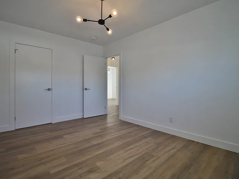 2138 Saunderson Dr #1 — Photo 18