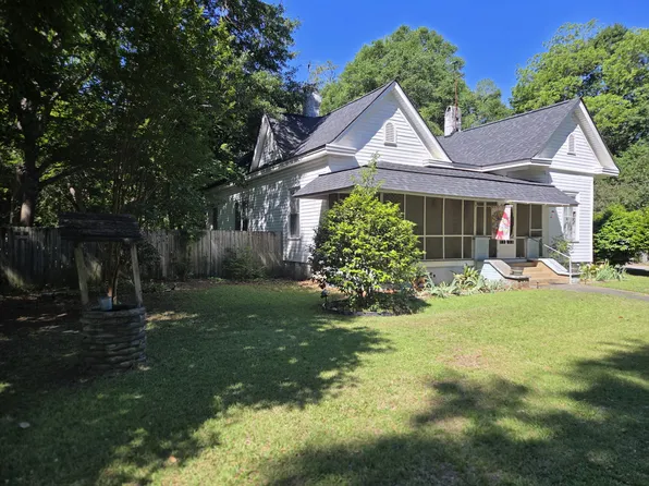 316 Durant St, Bishopville, SC 29010