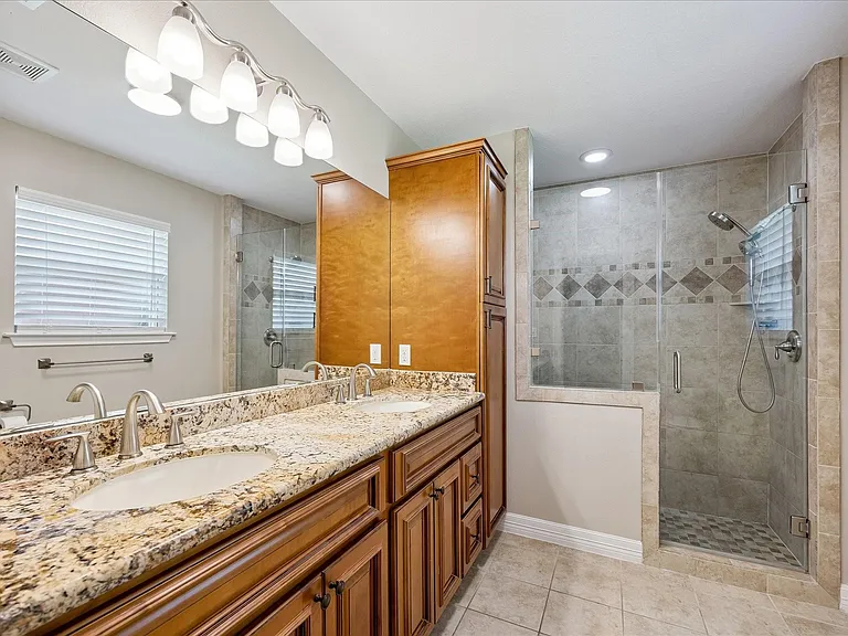 9814 Pine Lake Dr — Photo 13