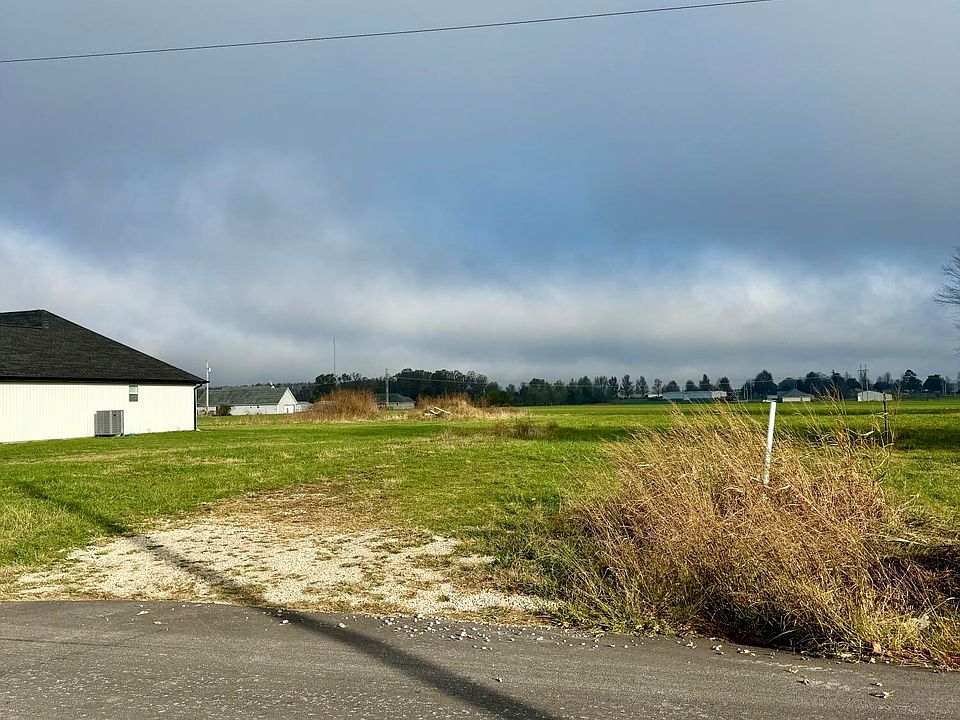 2nd image of 1045 Thoroughfare Street
