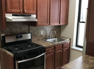255 62nd St APT 2R, Brooklyn, NY 11220