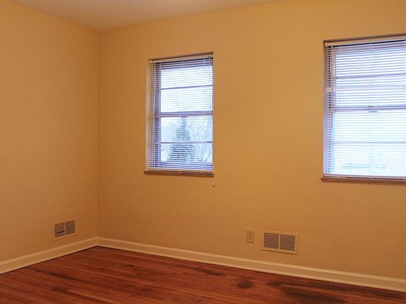 4th image of 2127 Coburn Blvd