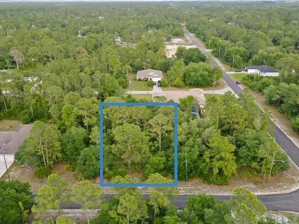 2002 Edward AVE, ALVA, FL 33920