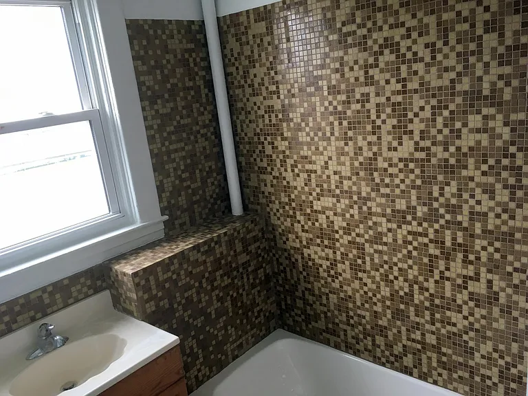 2904 Chesley Ave — Photo 8