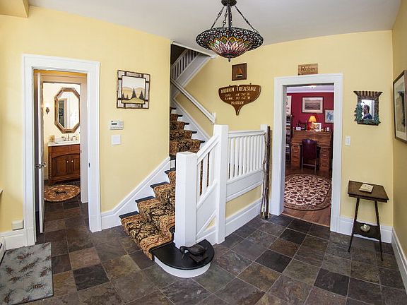 3rd image of 209 Lake Placid Club Way
