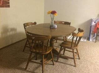 815 Pinon Dr, Ames, IA 50011
