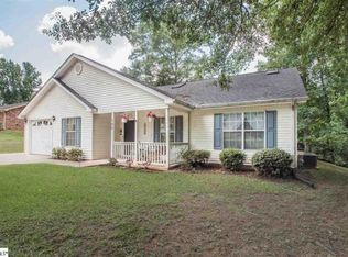 102 Snipe Ln, Easley, SC 29642