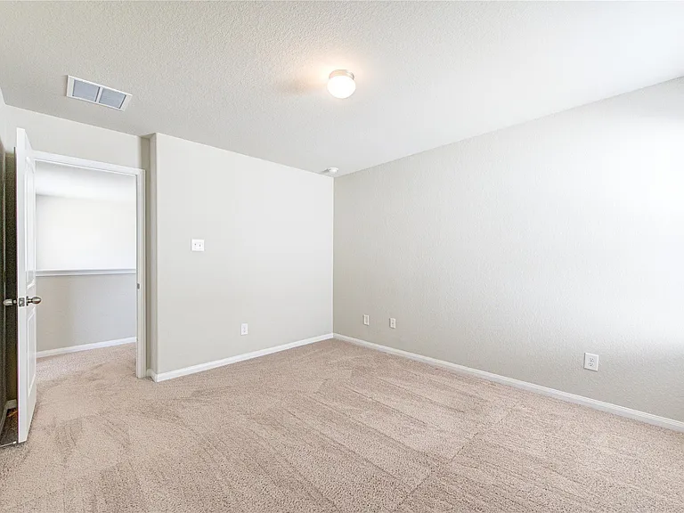 3707 W Alessano Ln — Photo 34