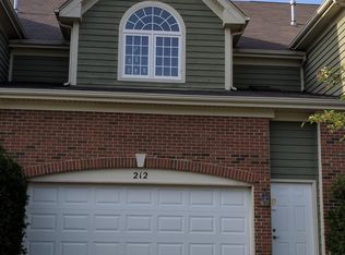 212 W Fairview Way, Palatine, IL 60067