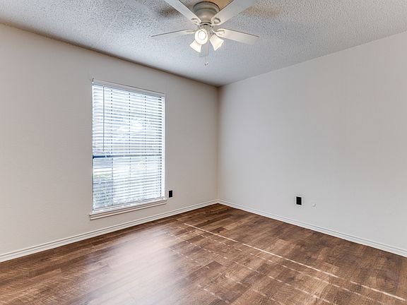 5th image of 6309 Acapulco Dr