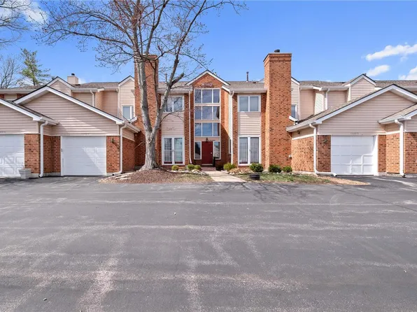 1348 Holgate Dr Unit G4, Ballwin, MO 63021