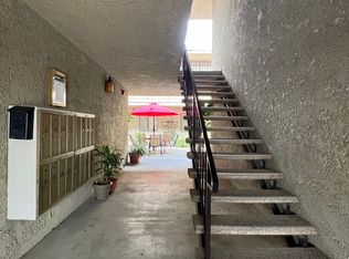 8485 Valley Circle Blvd, Canoga Park, CA 91304