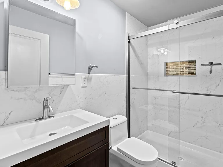 418 S 15th St #1F — Photo 16