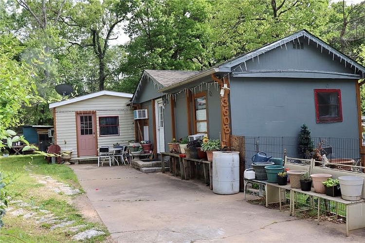1st image of 3608 W Lupine Dr
