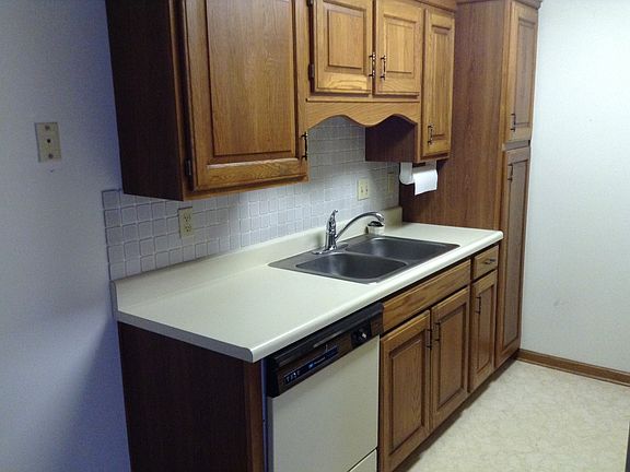 5th image of 3001 S 51st Street Ct Unit 463