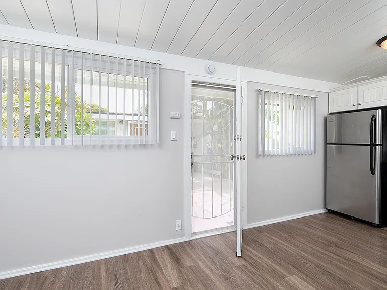 5081 Lotus St — Photo 8