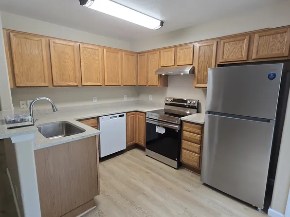 1803 N Spokane St, Post Falls, ID 83854