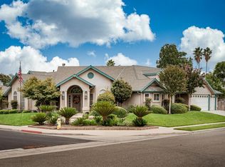 75 N Peach Ave, Clovis, CA 93612