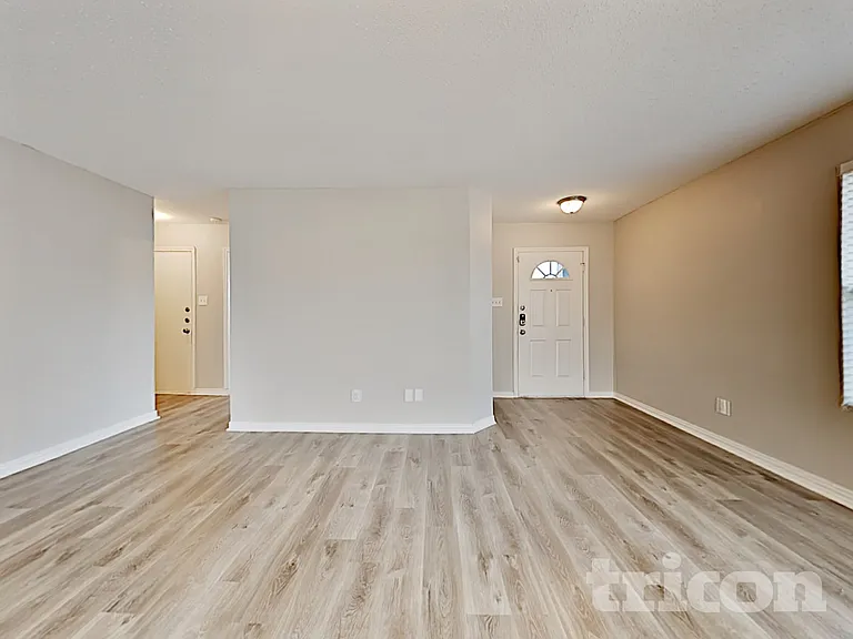 128 Richh St — Photo 5