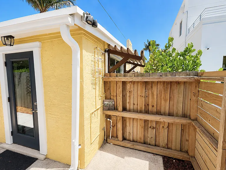 743 Park Pl — Photo 30