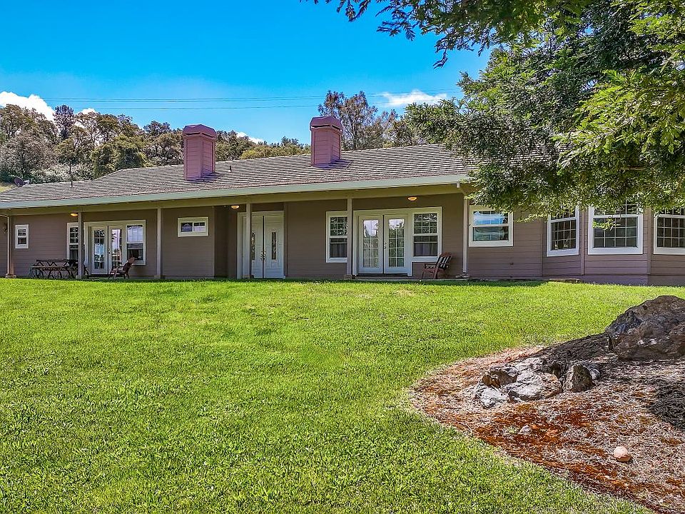 1st image of 3751 Cosgrove Creek Rd