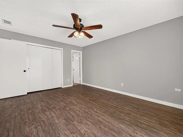 10814 Parkland Woods Dr — Photo 18