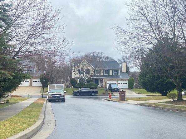 5 Sunrise Ct, Randallstown, MD 21133