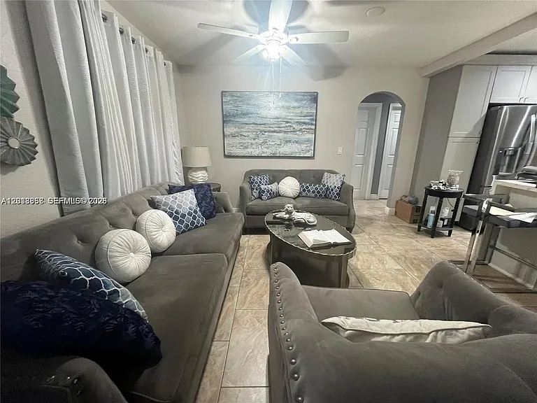 3421 SW 12th Ct — Photo 5