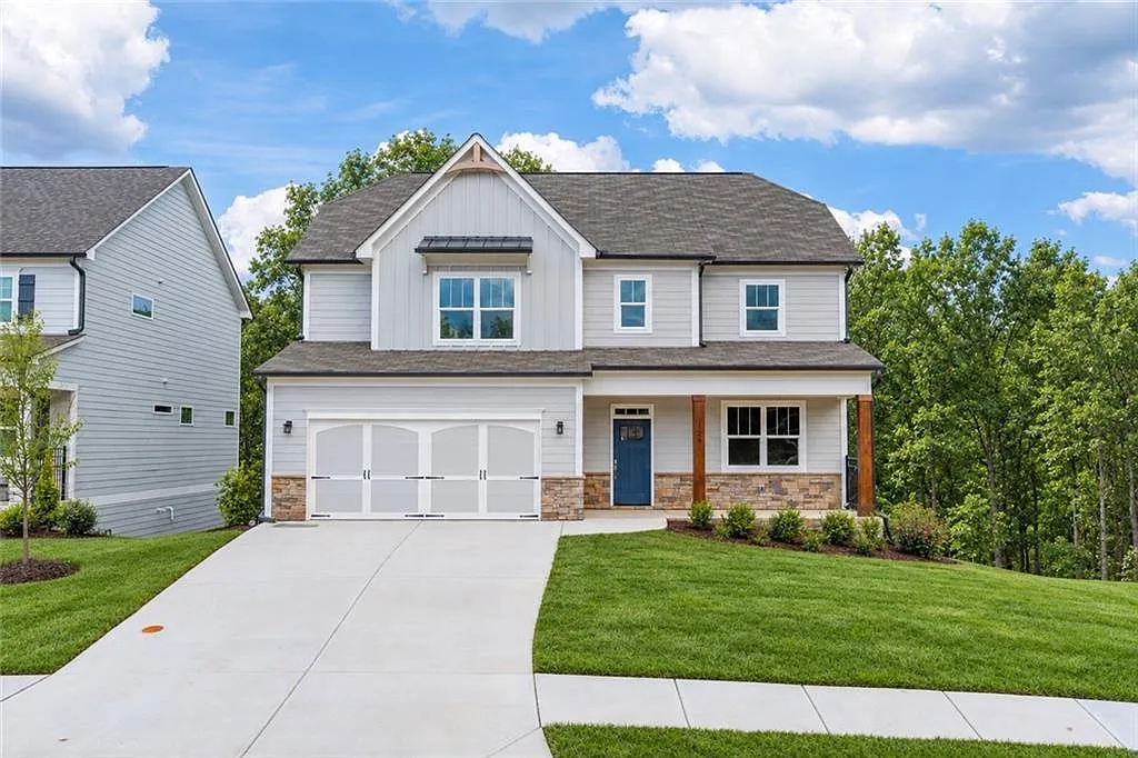 6 bed, 4.0 bath, 4867 sqft, $4,800 — Photo 1
