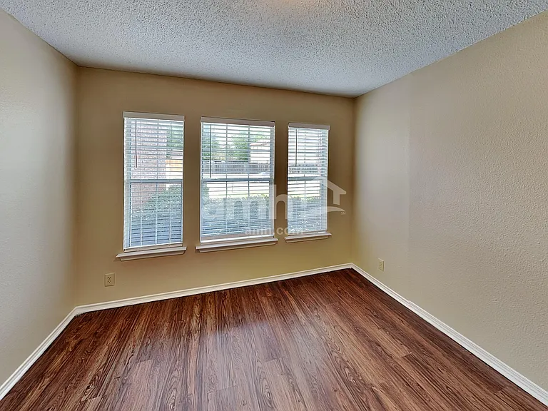 6806 Winterpath Dr — Photo 7