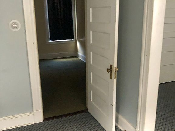 4th image of 9 Pierpont Street