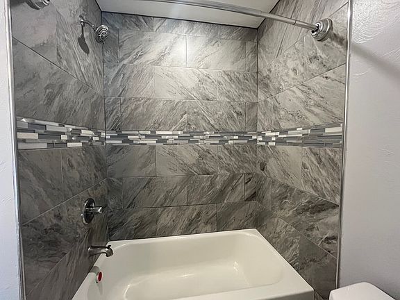 3rd image of 211 Amber St APT 2