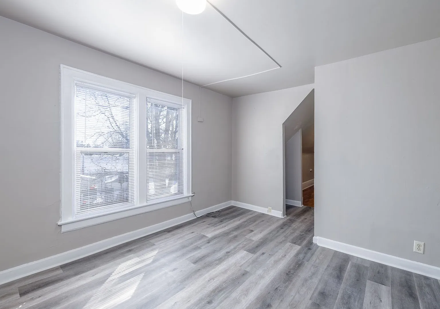 76 W 12th St — Photo 1