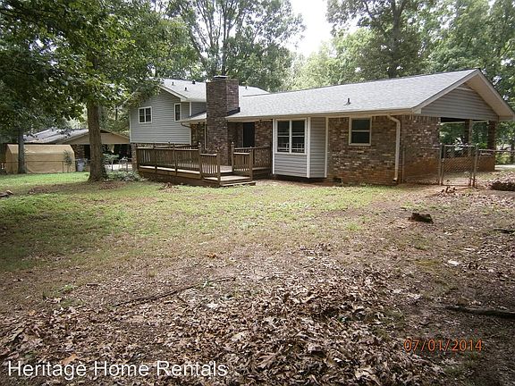 3rd image of 3216 Connie Way