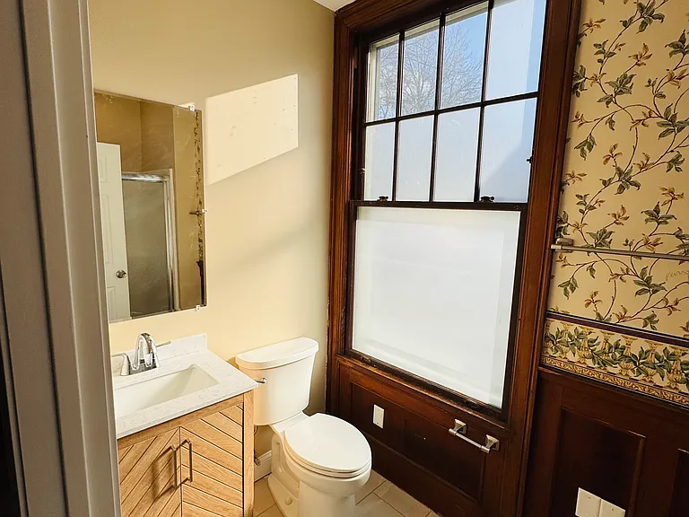 7 Oak St #1 — Photo 7