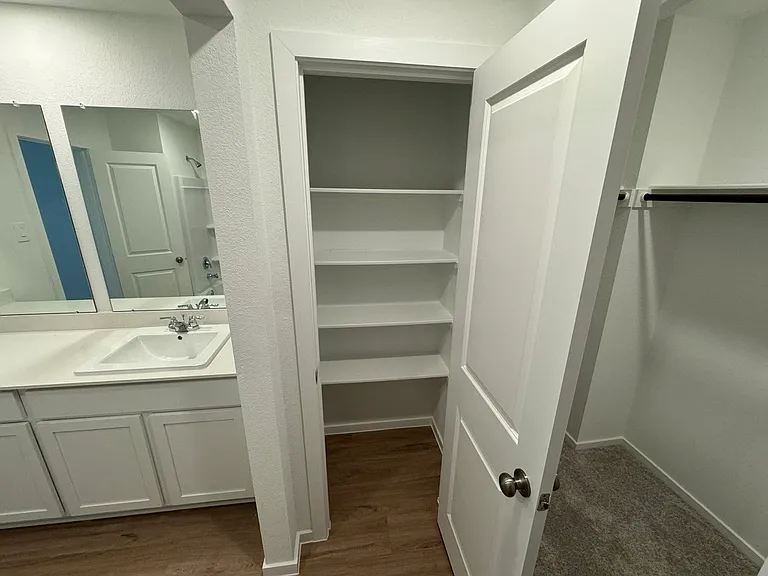 1553 San Sebastien Dr — Photo 12