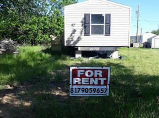 1517 Partridge Ct, Azle, TX 76020