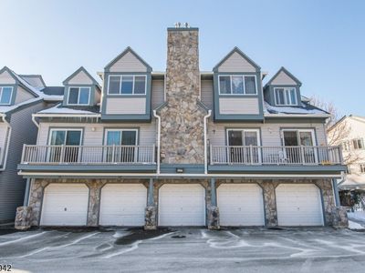 108 Woods Edge Dr, Succasunna, NJ, 07876