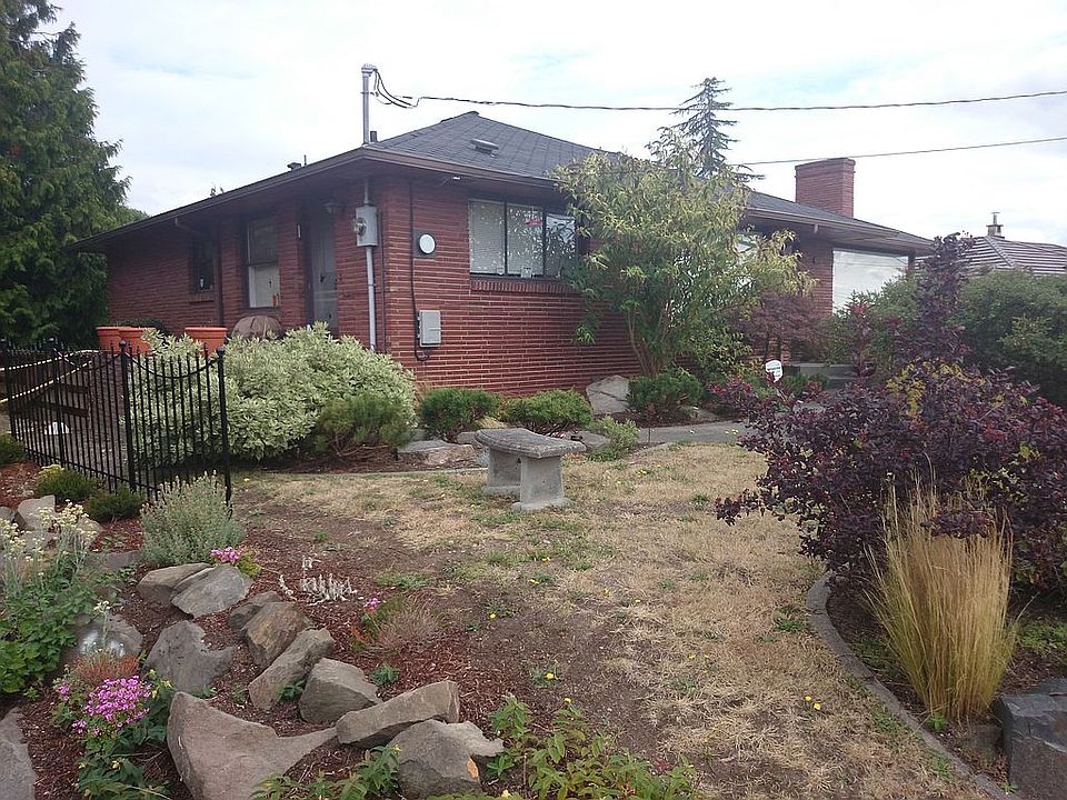 2nd image of 8828 42nd Ave SW