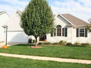 1437 Aspen Dr, Washington, IL 61571