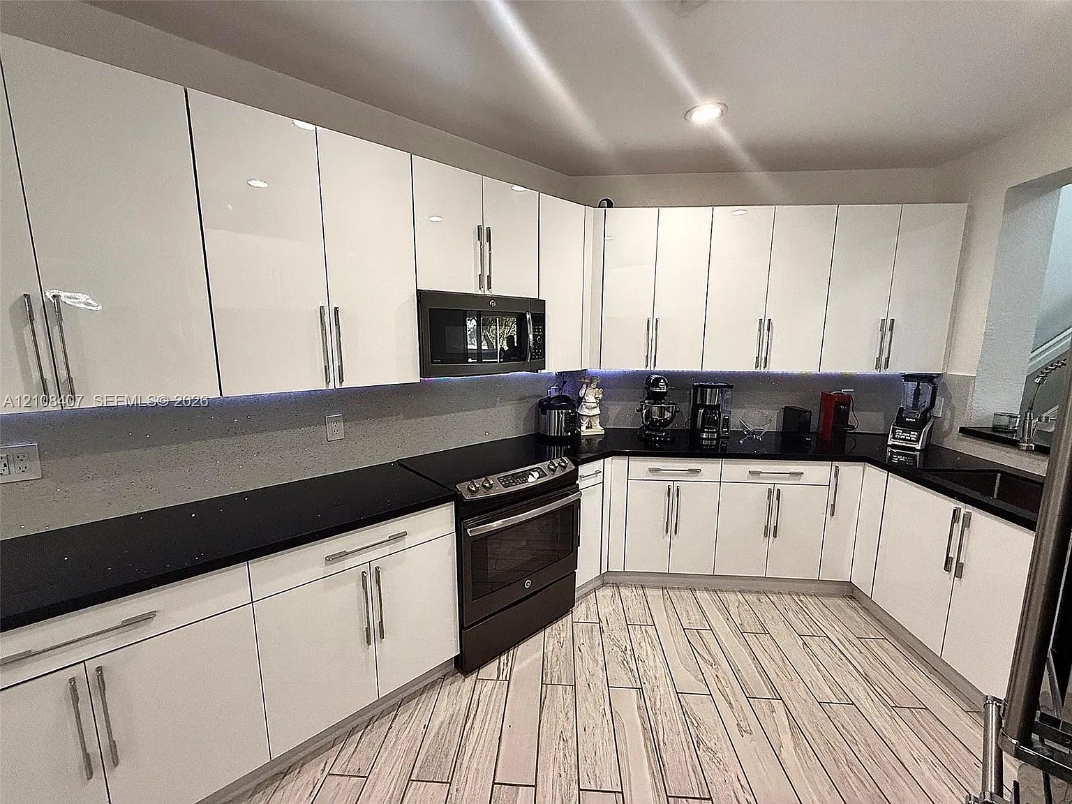 Augusta Greens Condo — Photo 4