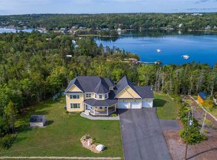 106 Hargrove Ln, Whites Lake, NS B3T0H8