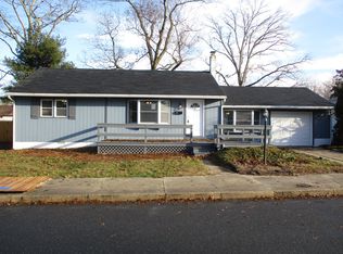 6 Locust Dr, Northfield, NJ 08225