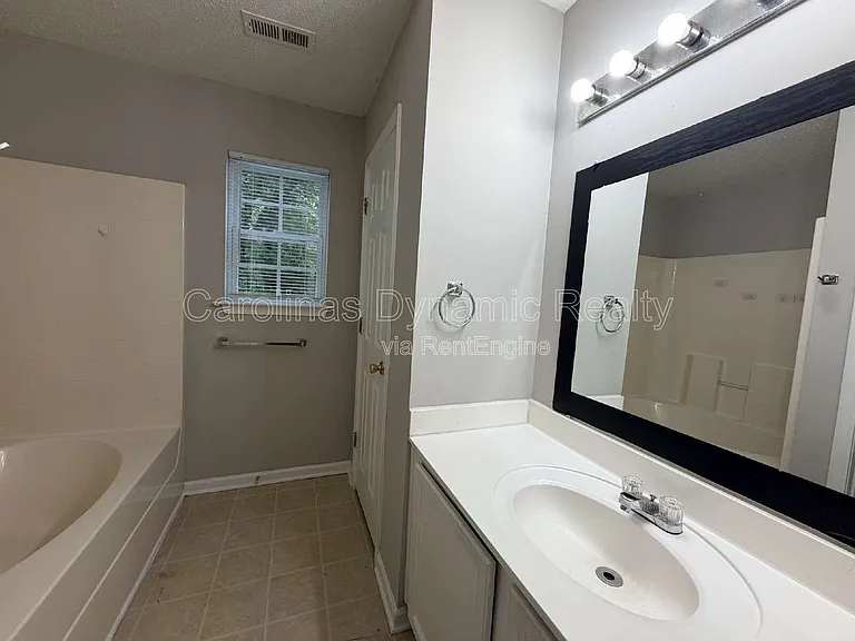 709 Key St — Photo 15