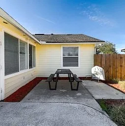 11017 Great Western Ln W — Photo 30